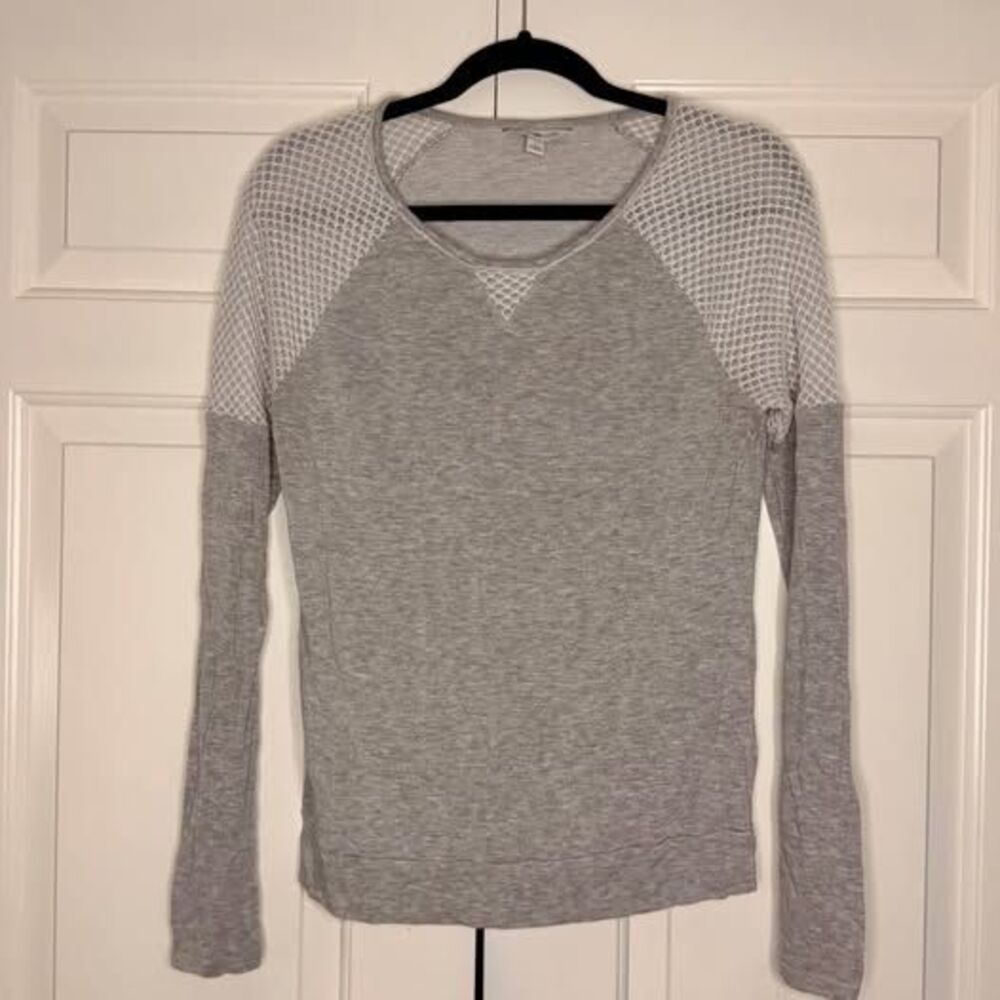 Lucky Lotus Heather Gray Waffle Raglan Long-Sleeve Top — S